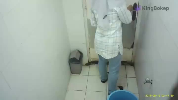 Ngintip Kerudung Abu Abu Pipis 2015