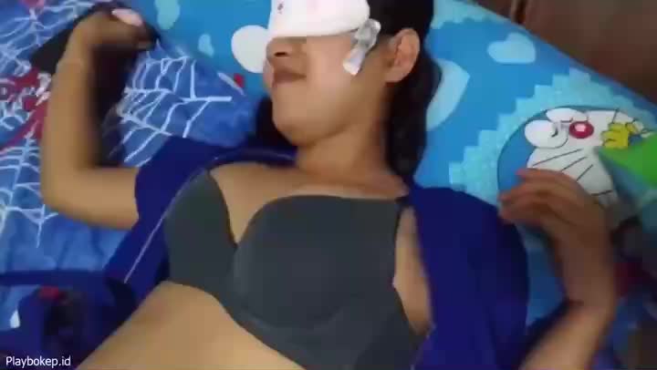 Pacar Mau Tidur Di Ewe Mumpung Di Rumah Sepi Maennya Bagus Penurut Pacar Mau Tidur Di Ewe Mumpung Di Rumah Sepi Maennya Bagus Penurut