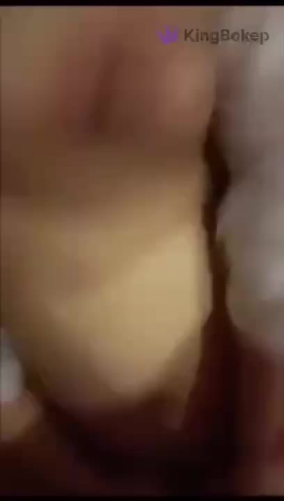 Temen Kantor Pasrah Minum Sperma